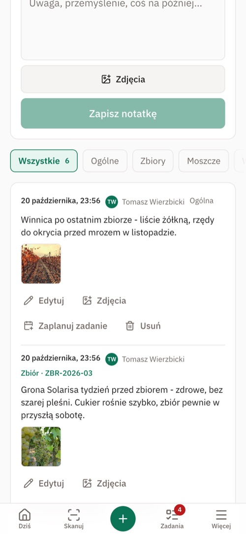 Notatki na telefonie: przycisk „Zdjęcia” przy nowej notatce i dwie notatki z miniaturą zdjęcia - winnica po zbiorze i grona przed zbiorem